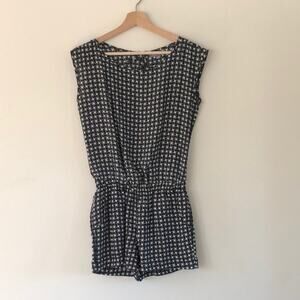 Tinley Road Black White Classic Romper Size XS Zip Back Clean Minimal Jumpsuit